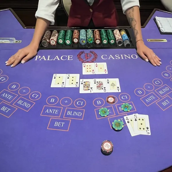 Ultimate Poker 1 web